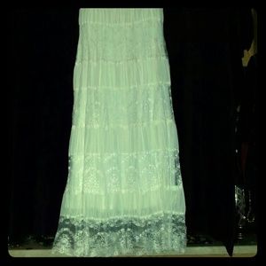 Lapis Vintage Lace Long Skirt