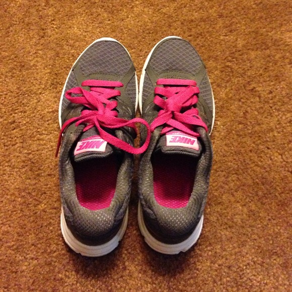 NIKE running shoes!! 🏃