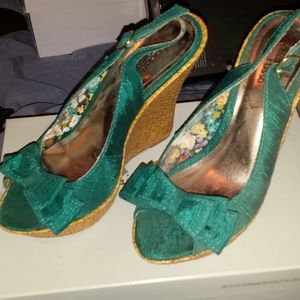 Turquoise wedges