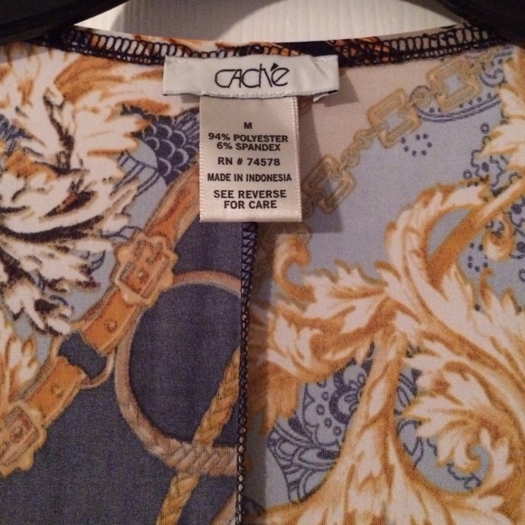 Cache short sleeve top - Picture 2 of 3