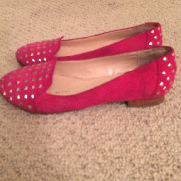🚫SOLD🚫DV pink studded loafers - Picture 2 of 4