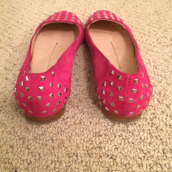 🚫SOLD🚫DV pink studded loafers - Picture 3 of 4