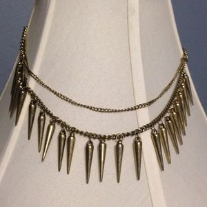 Embellished tiered necklace