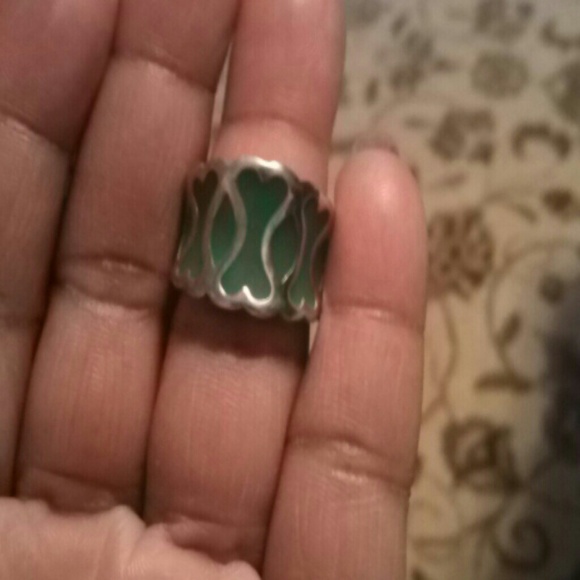 Ring - Picture 2 of 3