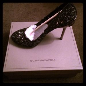 BCBGMAXAZRIA MA-PEACOCK  BLK/ROYAL BLUE SUEDE