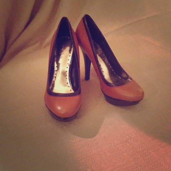 BCBGParis Two-tone Platform Heels