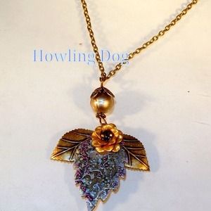 Petite leaf necklace