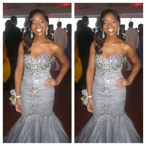 Jovani bejeweled mermaid gown/prom dress/pageant