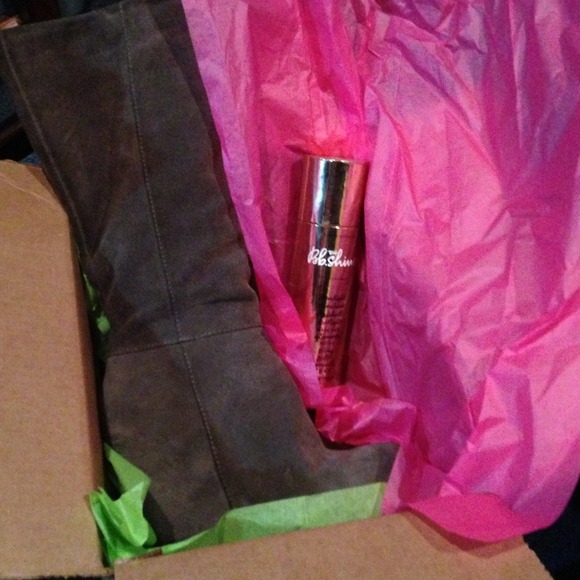 Shipping your boots
