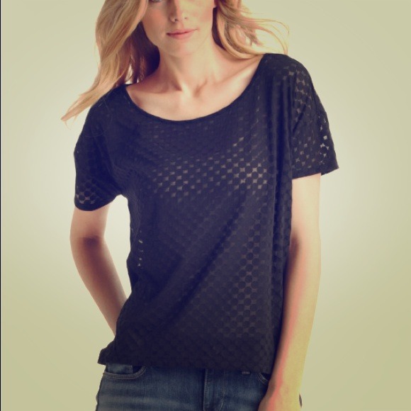 🚫sold🚫 Burnout dot short sleeve top