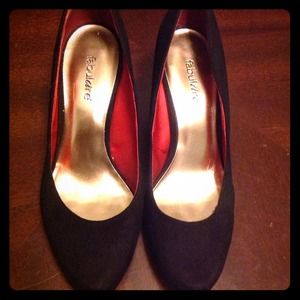 Black Faux Suede pumps