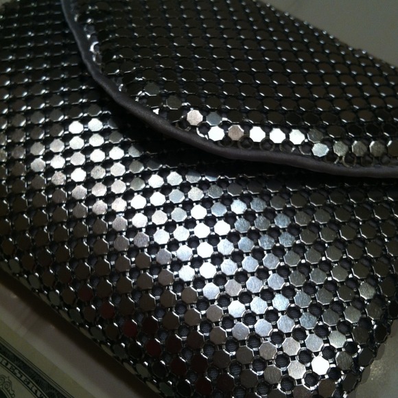 Aluminum mesh clutch / arm bag NWT - Picture 2 of 3