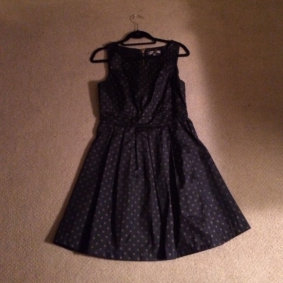 Shiny black flared dress