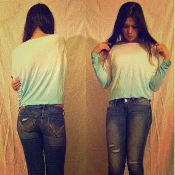 Blue/white ombrè top