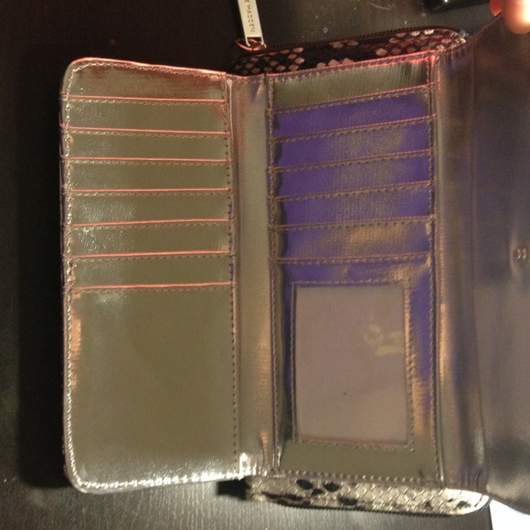 Steve Madden Open Front Wallet - Picture 3 of 4