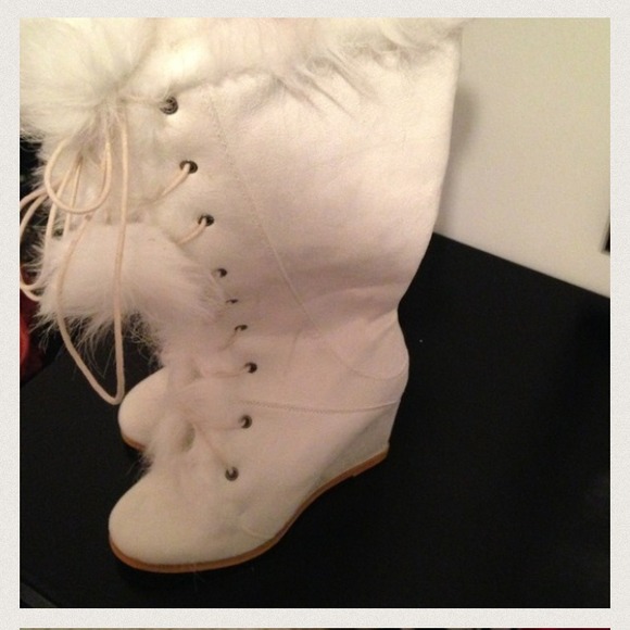 White faux fur boots
