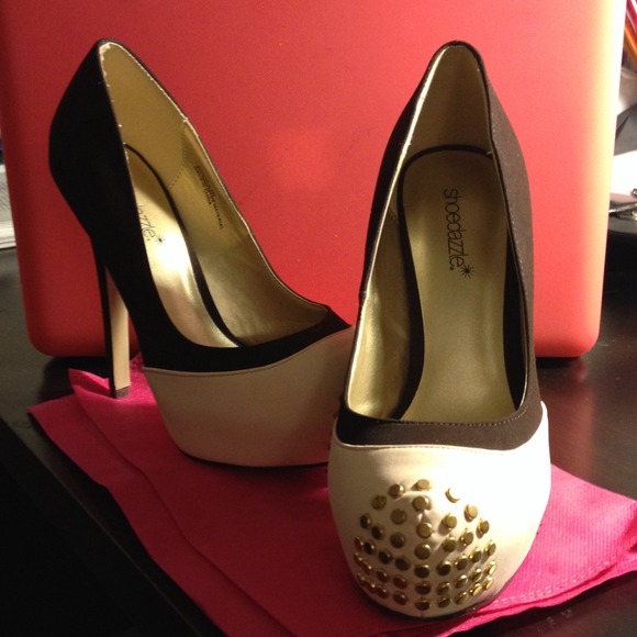 Shoedazzle: Amour Styled Heels - Picture 3 of 4