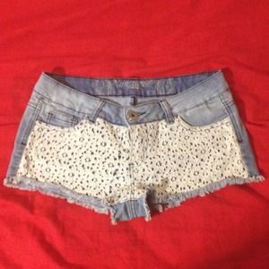 Laced denim shorts