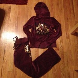 Bundle: 2 Juicy Couture velour outfits