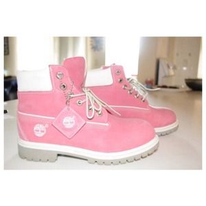 ✖️ SOLD ✖️ Timberlands (Pink & White)