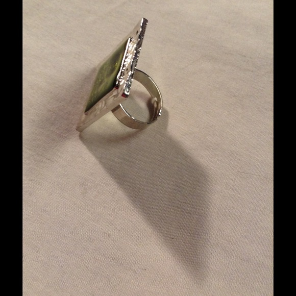 #NEW# Square statement ring - Picture 3 of 3