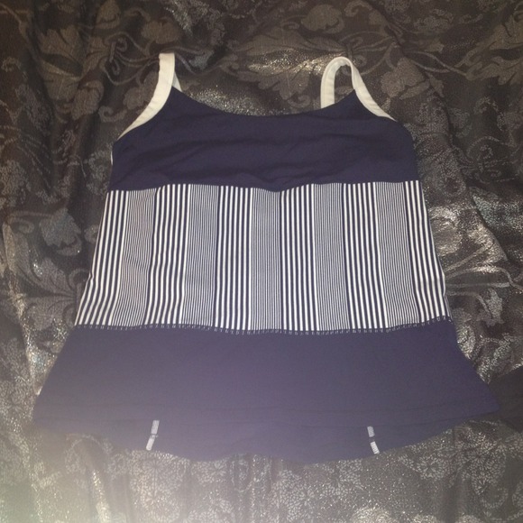 Lululemon blue and white tank top