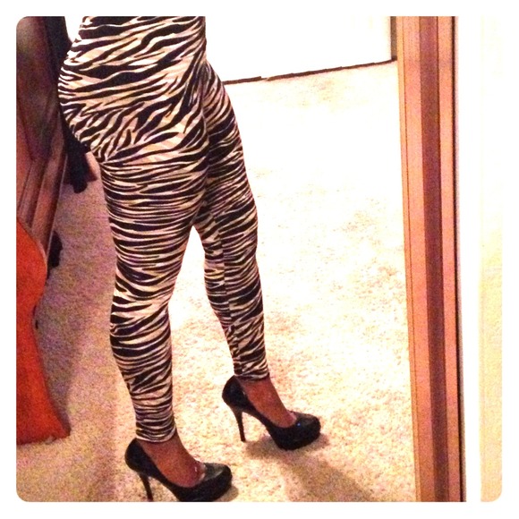 Sequence leggings