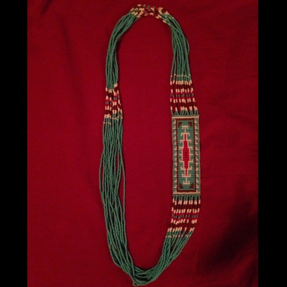 💥🎉HOST PICK! 🎉💥Turquoise & Red Beaded Necklace