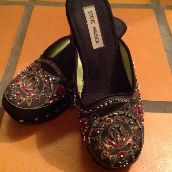 Steve Madden 3 inch clogs