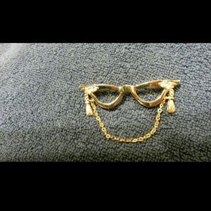 Vintage Eyeglasses Brooch