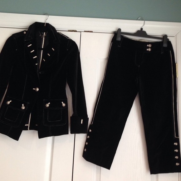 Bebe jacket with optional crop pants