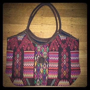 A hand woven textile handbag from Guatemala!