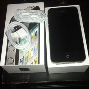 iPhone 4S (black) 16gb verizon