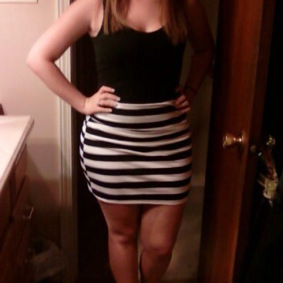 Body-Con Skirt!