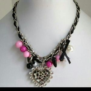 Necklace and earring set