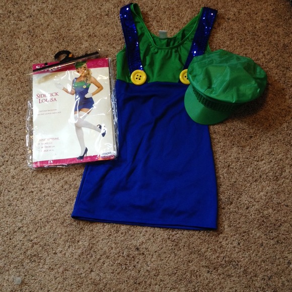 Luigi costume