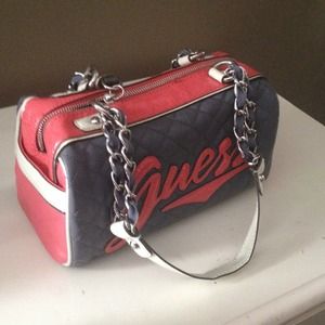 Guess handbag. Pink, white and gray