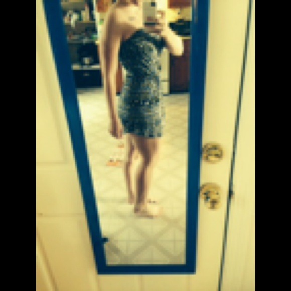 Billabong Aztec print summer dress - Picture 2 of 3