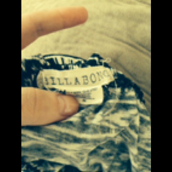 Billabong Aztec print summer dress - Picture 3 of 3