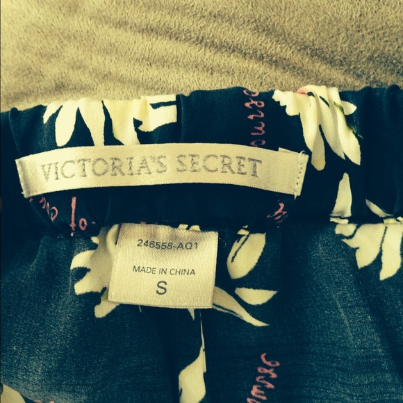 100% silk Victoria's Secret pajamas!