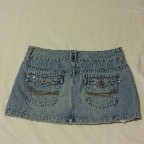 Denim mini skirt - Picture 2 of 2