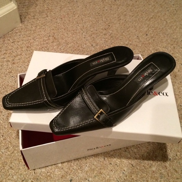 🌹🌹Style & co. Black open back shoe 👠👠