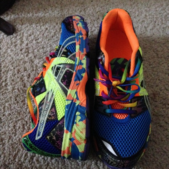 asics - Picture 2 of 4