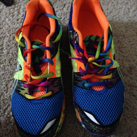 asics - Picture 3 of 4