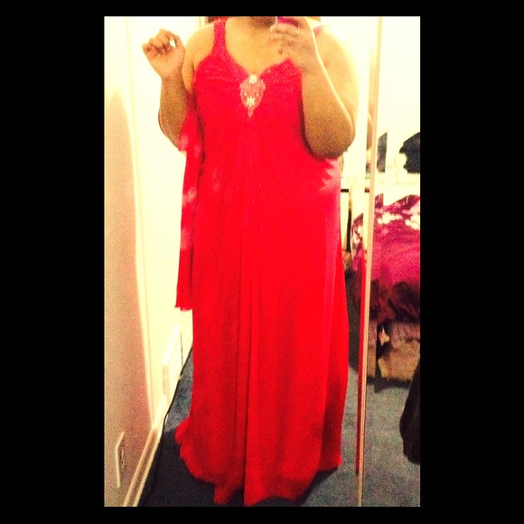 [{Plus Size Evening Gown}]