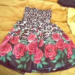 Leopard and flower print strapless dress!