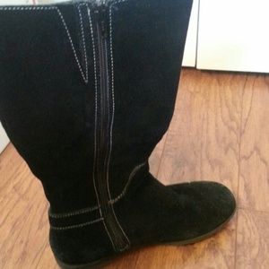Black suede boots