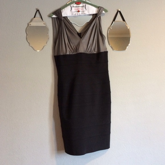 Two tone dress - Picture 1 of 2