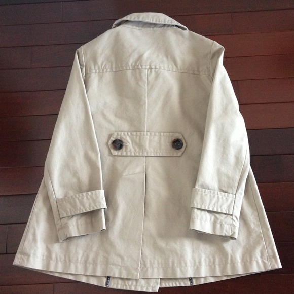 GAP Spring🌸🌷Jacket - Picture 2 of 2