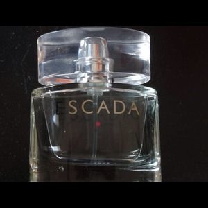 Escada Perfume